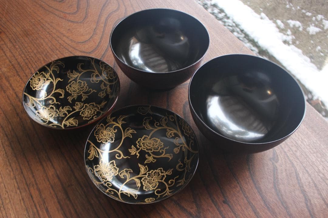 時代逸品！極上千筋糸目に優美な見返し唐草蒔絵の映えるお椀2点（検輪島塗雑煮