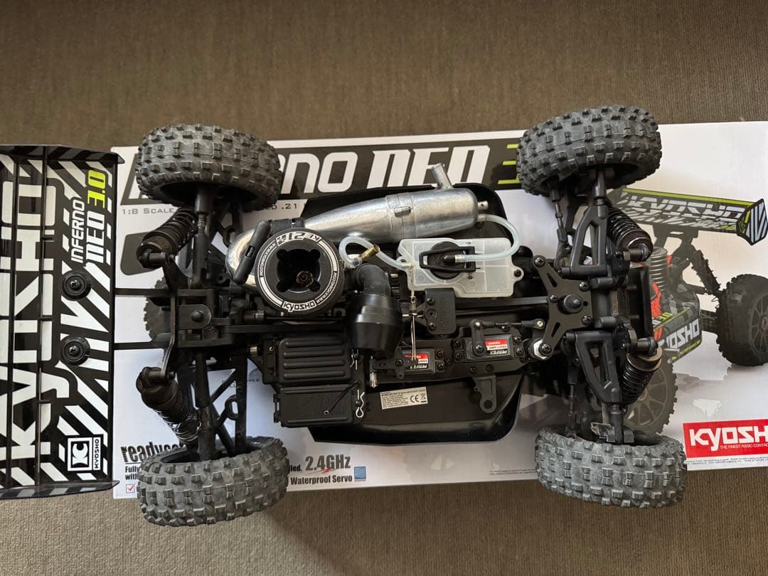 【盛り沢山】KYOSHO INFERNO NEO 3.0 1/8 ラジコンバギー