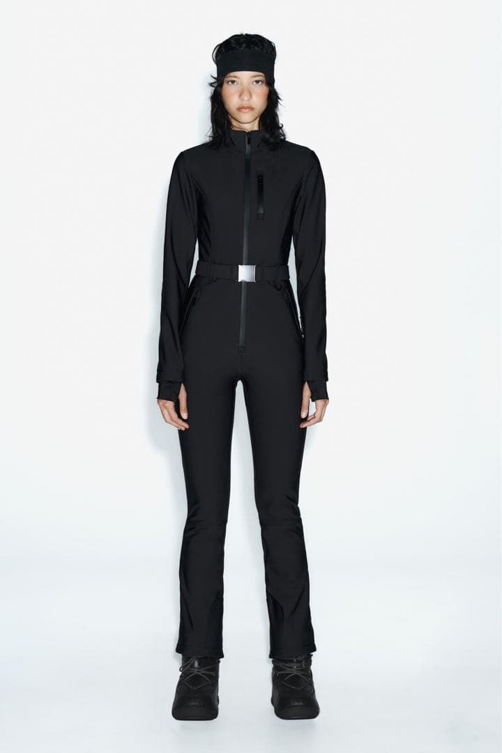 新品 ZARA 定価22,990円 ジャンプスーツ ブラック S ラスト1点♪