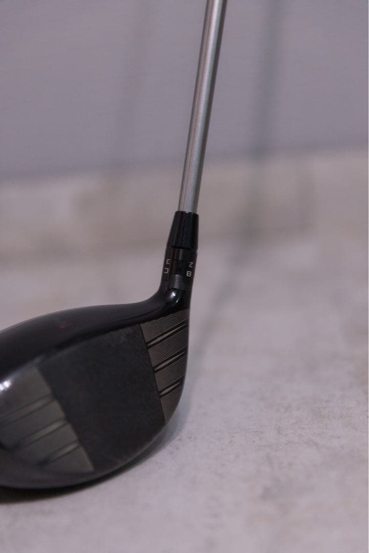中古　タイトリスト　TSR2 ゴルフ 1W ロフト角10度　ヘッドカバー付