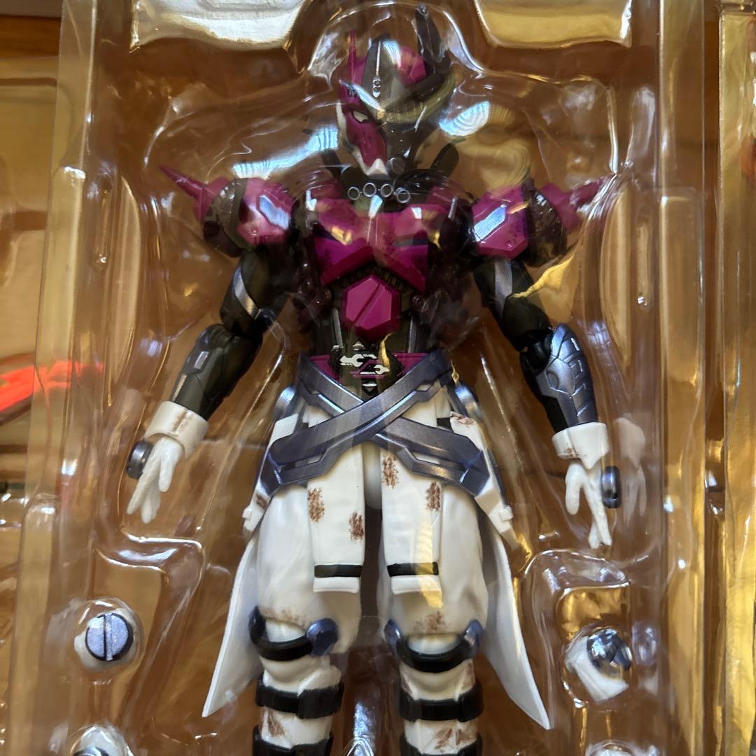 Shフィギュアーツ 仮面ライダーレジェンド ガッチャード まとめ売り