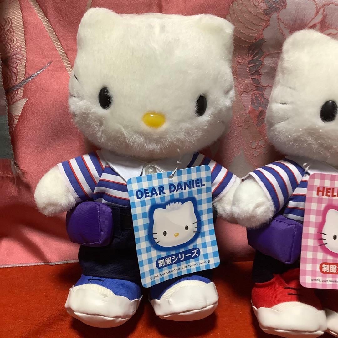 ビンテージハローキティ & ディア・ダニエル (制服シリーズ)