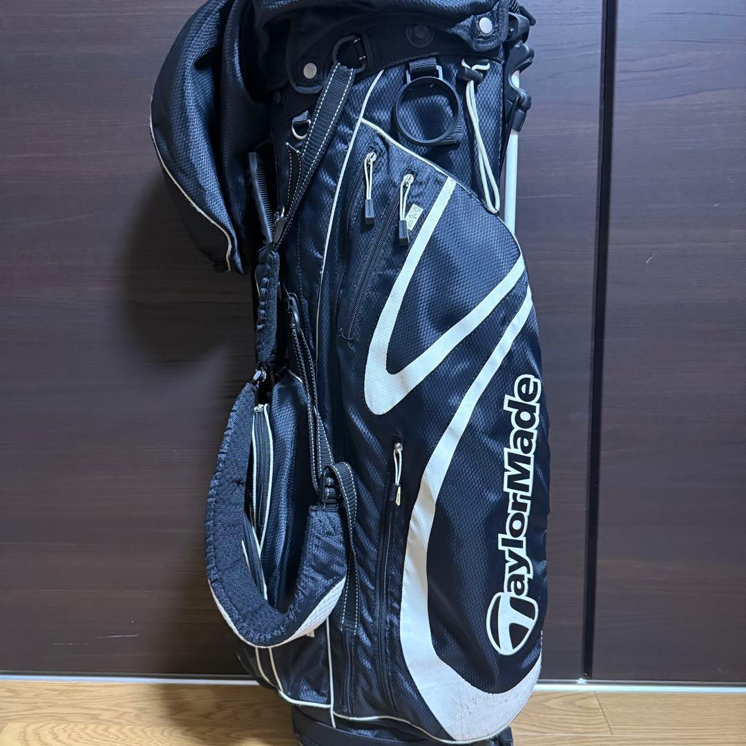 TaylorMade キャディバッグ ゴルフバッグ スタンド式 黒/白