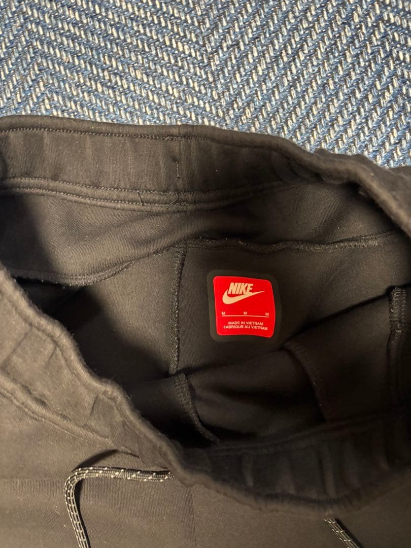 NIKE テックフリース　M パンツ
