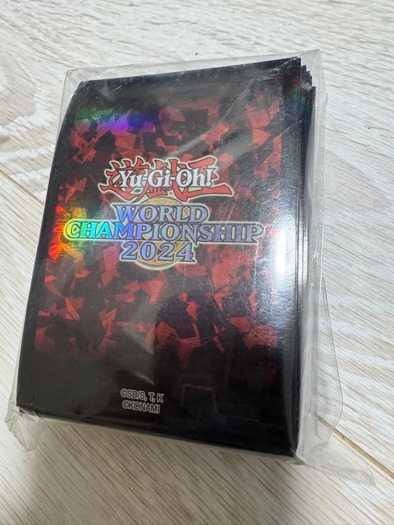 遊戯王WCS2024 スリーブ　赤　未開封　yu-gi-oh 世界大会