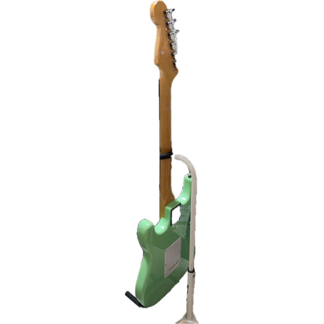 ミントグリーン エレキギター ストラトキャスタータイプ　fenderケース付き