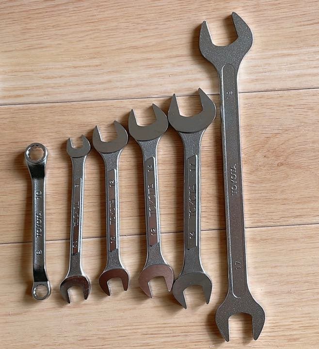 トヨタ純正工具　車整備士専用工具52点セット