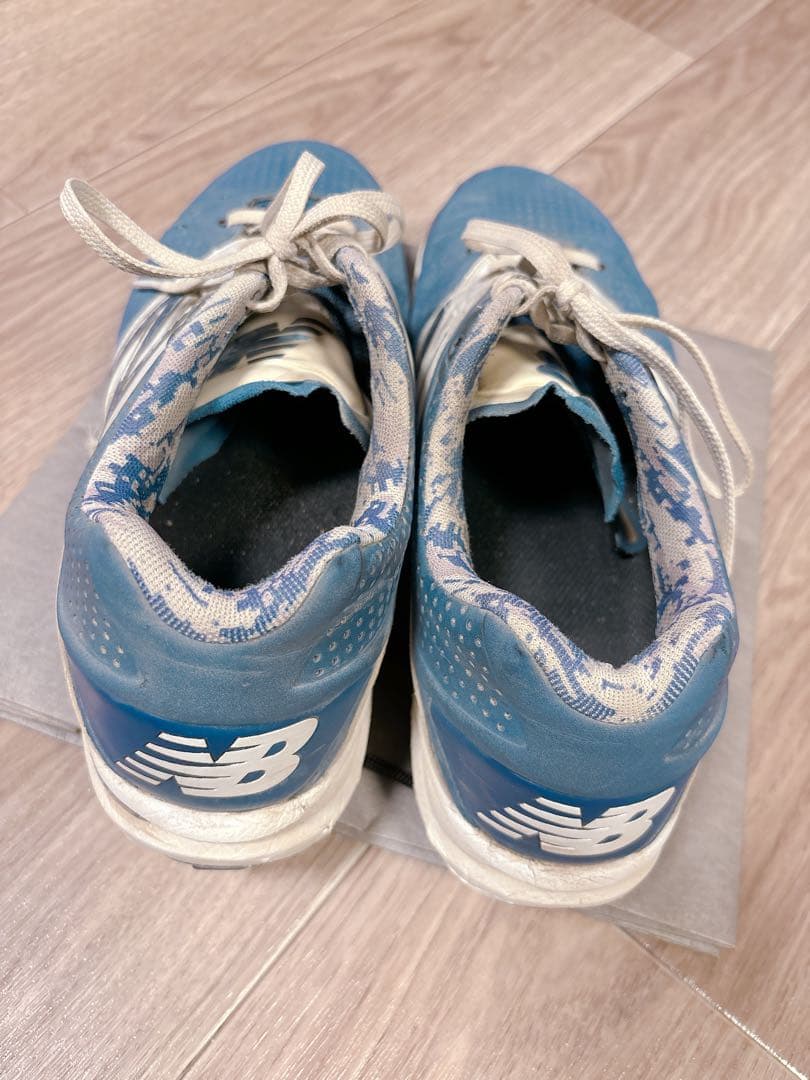 野球スパイク ニューバランス