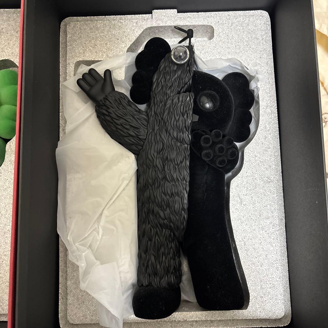 Kaws x Gachapin and Mukku 2体セット入手困難