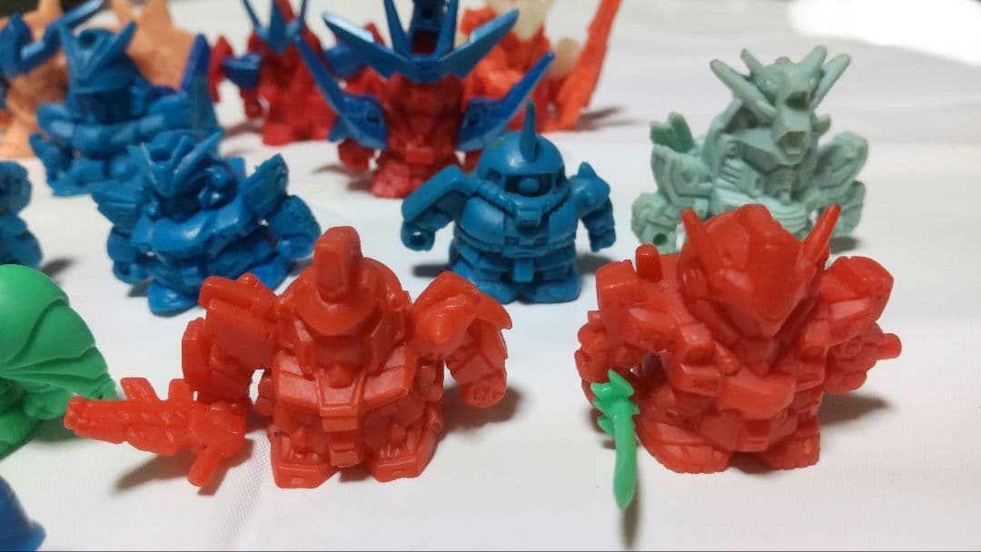 ガンダム　消しゴム　ガチャ　ガンケシ　ガン消し　ロックマン　メットール　１４個