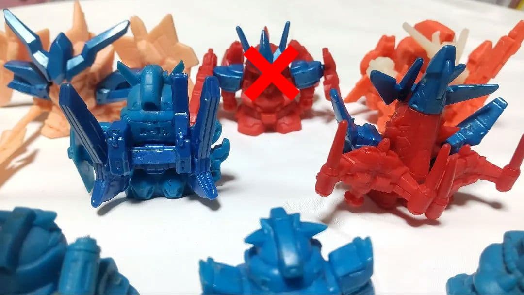 ガンダム　消しゴム　ガチャ　ガンケシ　ガン消し　ロックマン　メットール　１４個