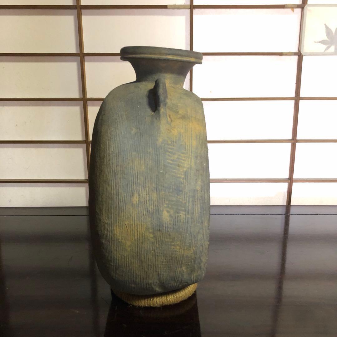 蔵の中にあった須恵器扁壺木箱付き