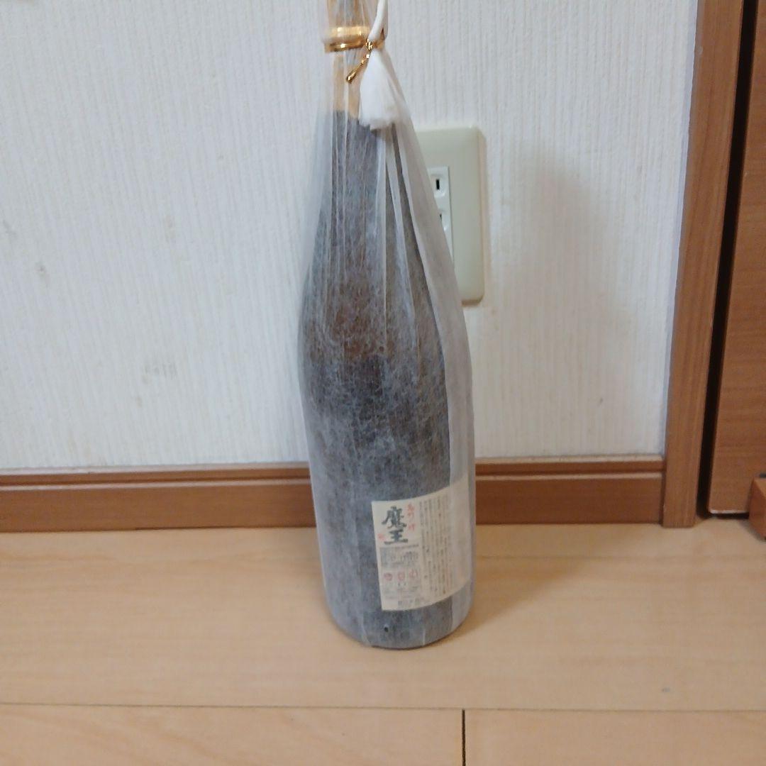 魔王 焼酎 伝統的デザイン一升瓶