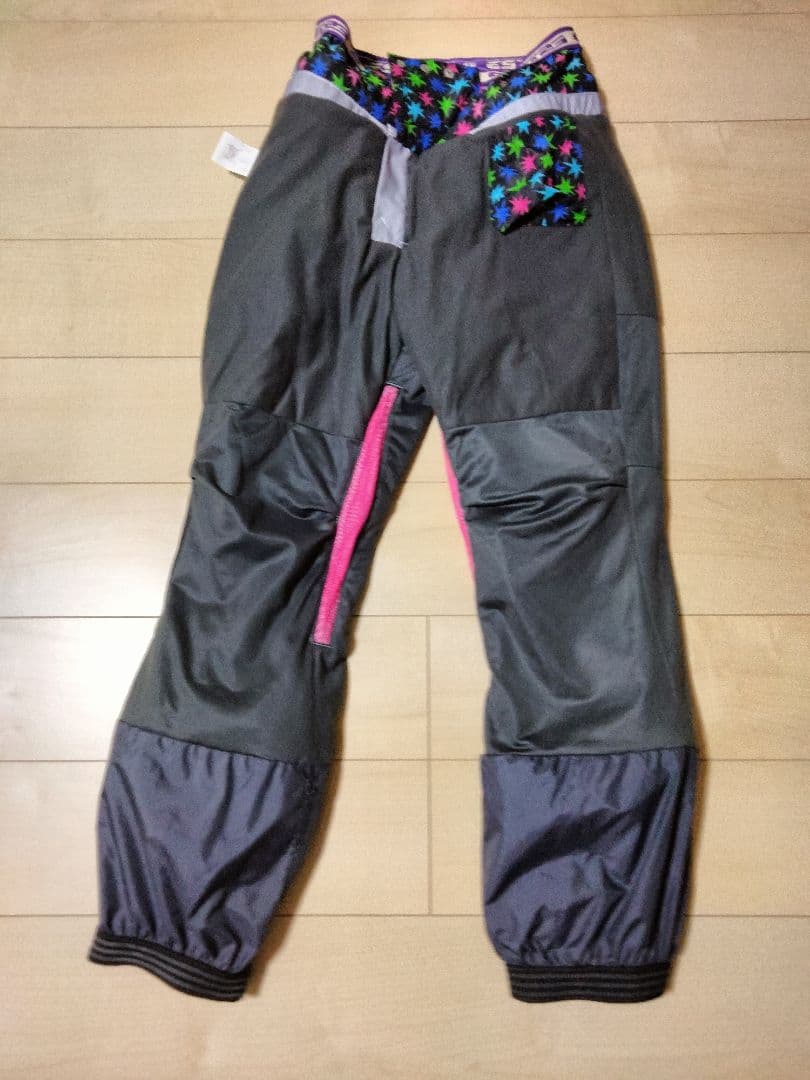 スノーボードウェア　パンツ　新品　更新
