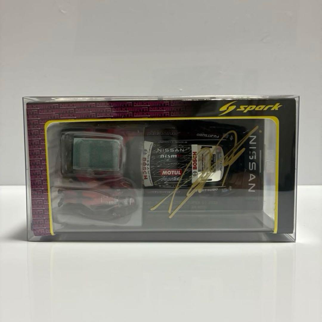 MOTUL AUTECH Z 1/43 24勝ボード/フィギュア付き