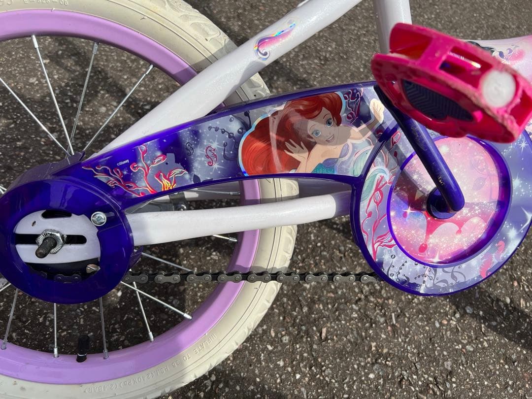 アメリカ 子供用自転車 キッズ ピンクと白 補助輪付き