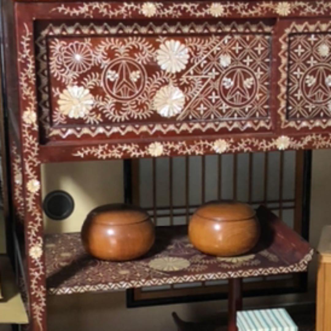 山内家　家紋　螺鈿箪笥
