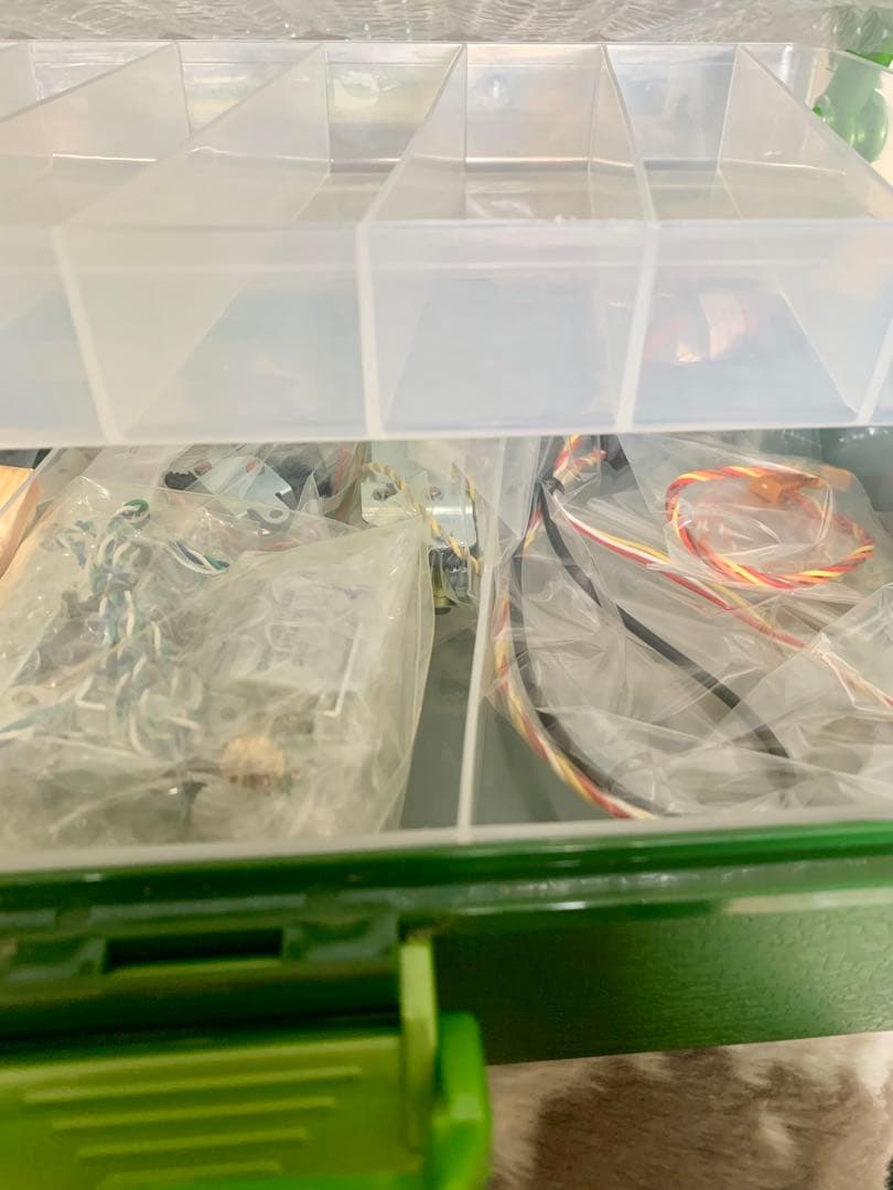 タミヤ　電動ラジオコントロールタンク　タイガーI パーツ1個欠品