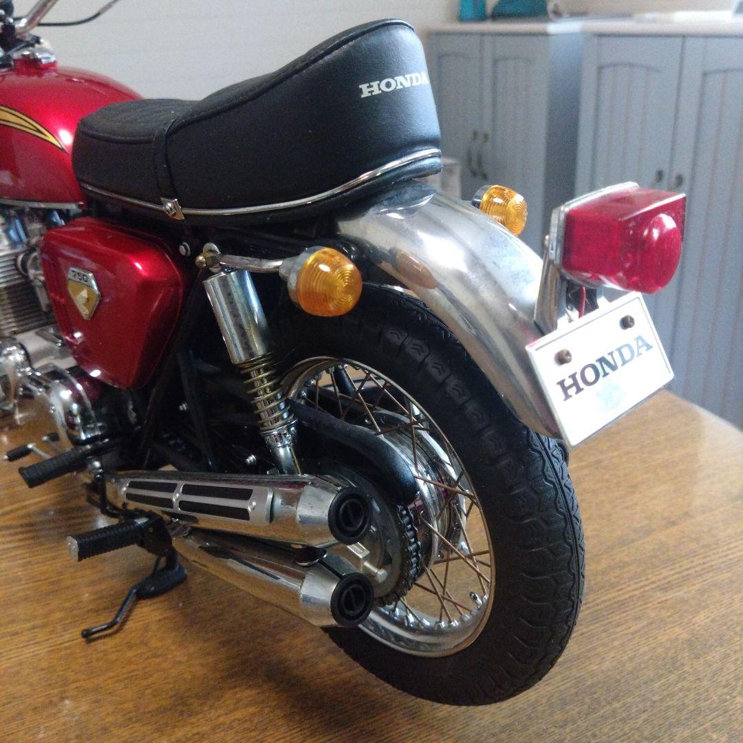 け*じ様 HONDA バイクモデル レッド