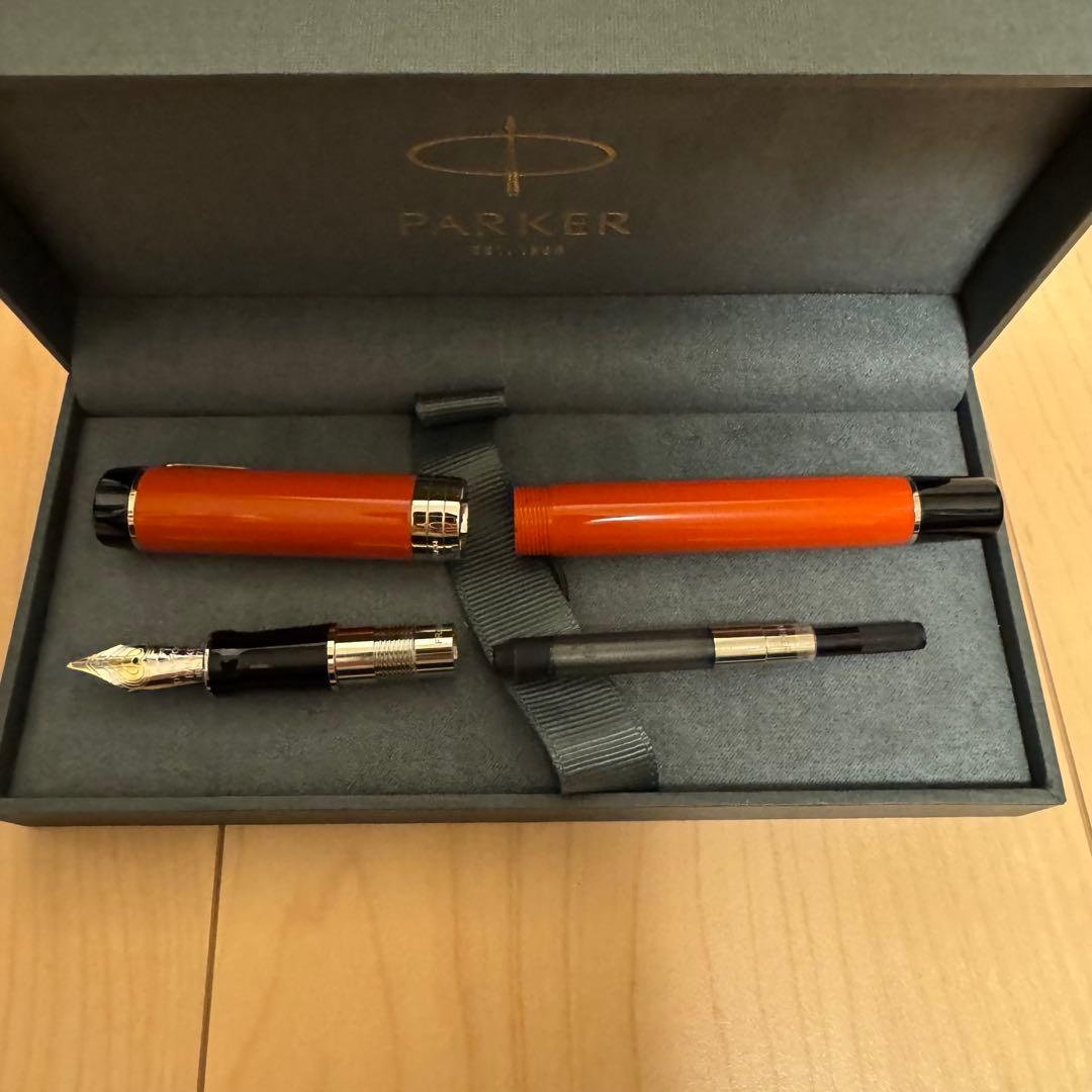 デュオフォールド クラシック ビッグレッドCT センテニアル 万年筆 M（中字）