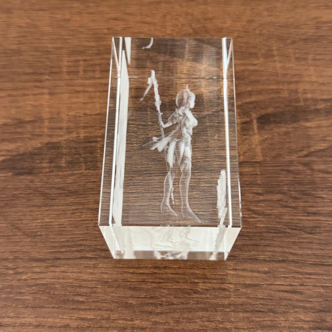 3Dクリスタル　ソフィー・ノイエンミュラー　ライザリン・シュタウト