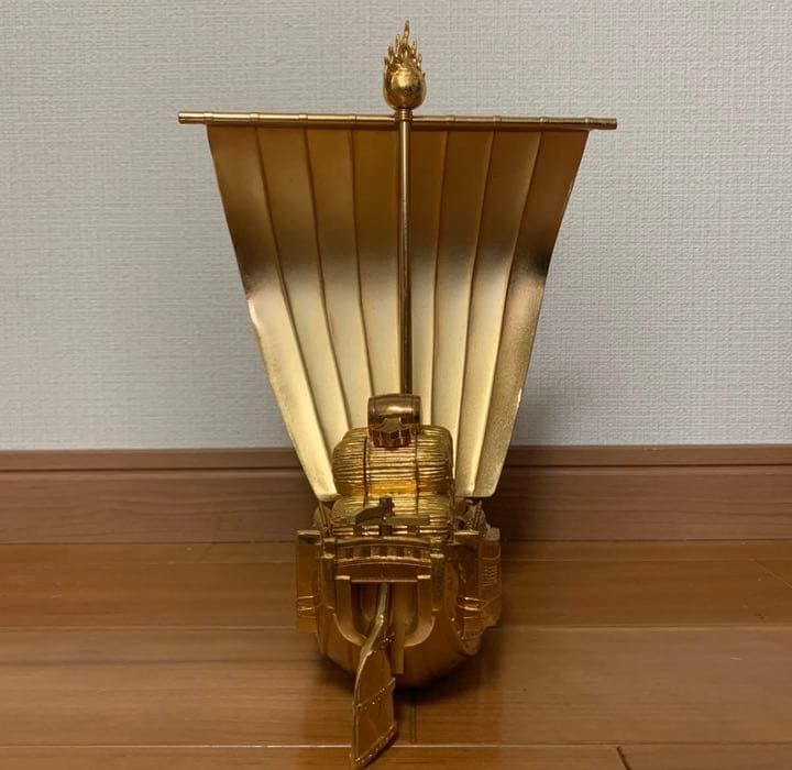 金の船