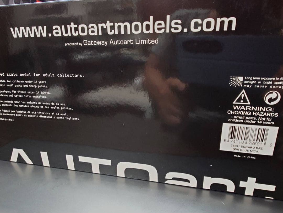 SUBARU BRZ AUTOart 1/18 青
