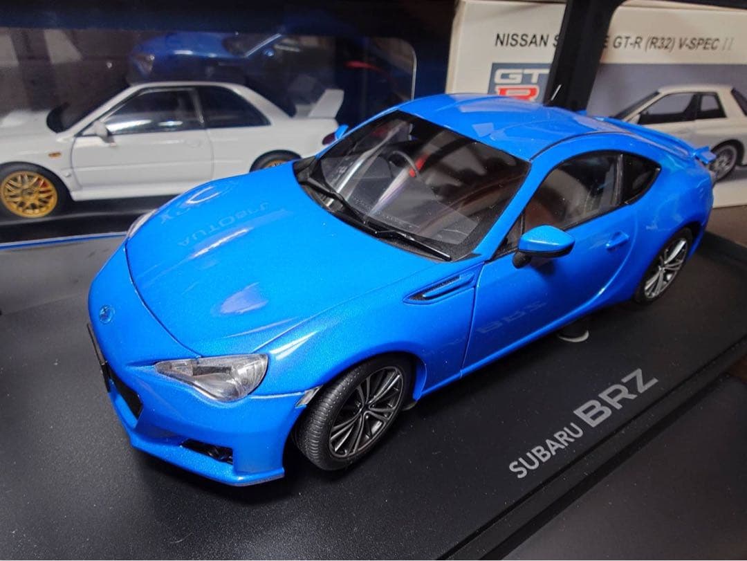 SUBARU BRZ AUTOart 1/18 青