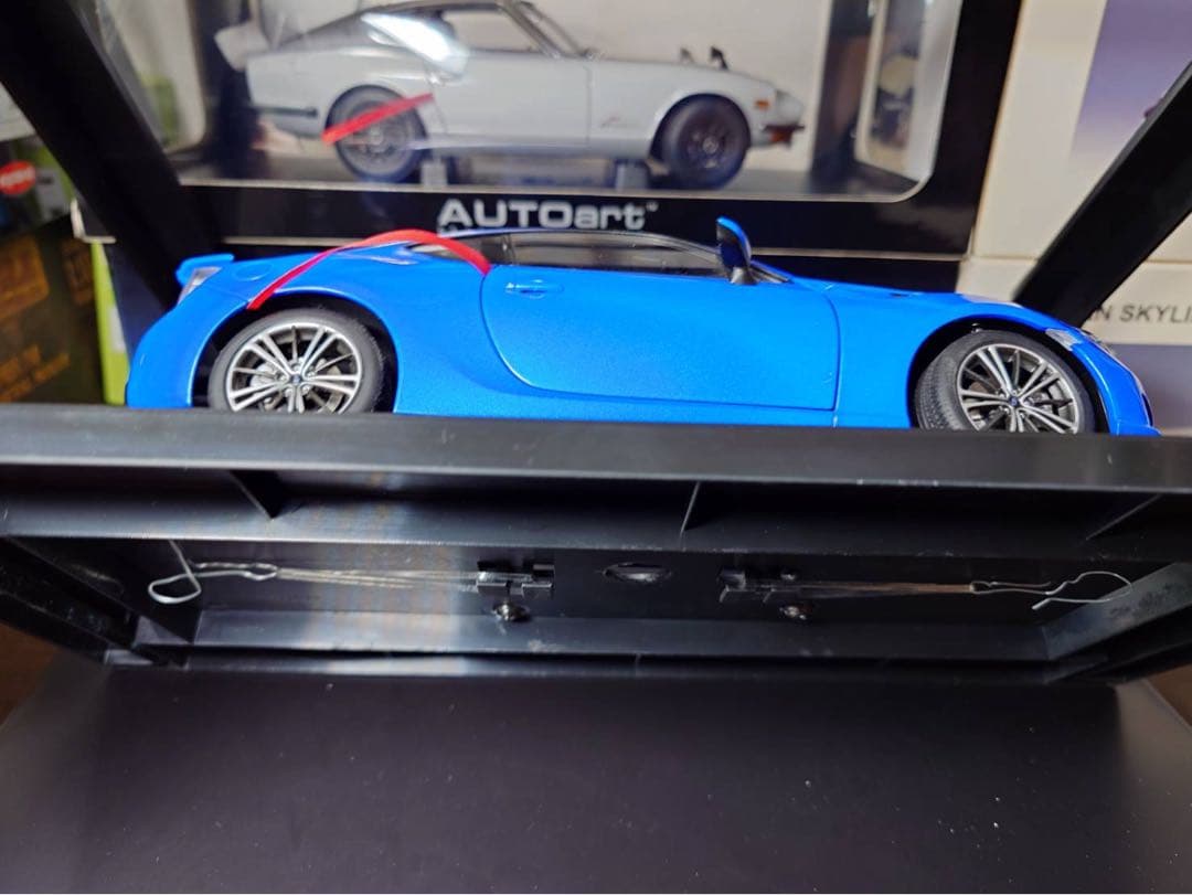 SUBARU BRZ AUTOart 1/18 青
