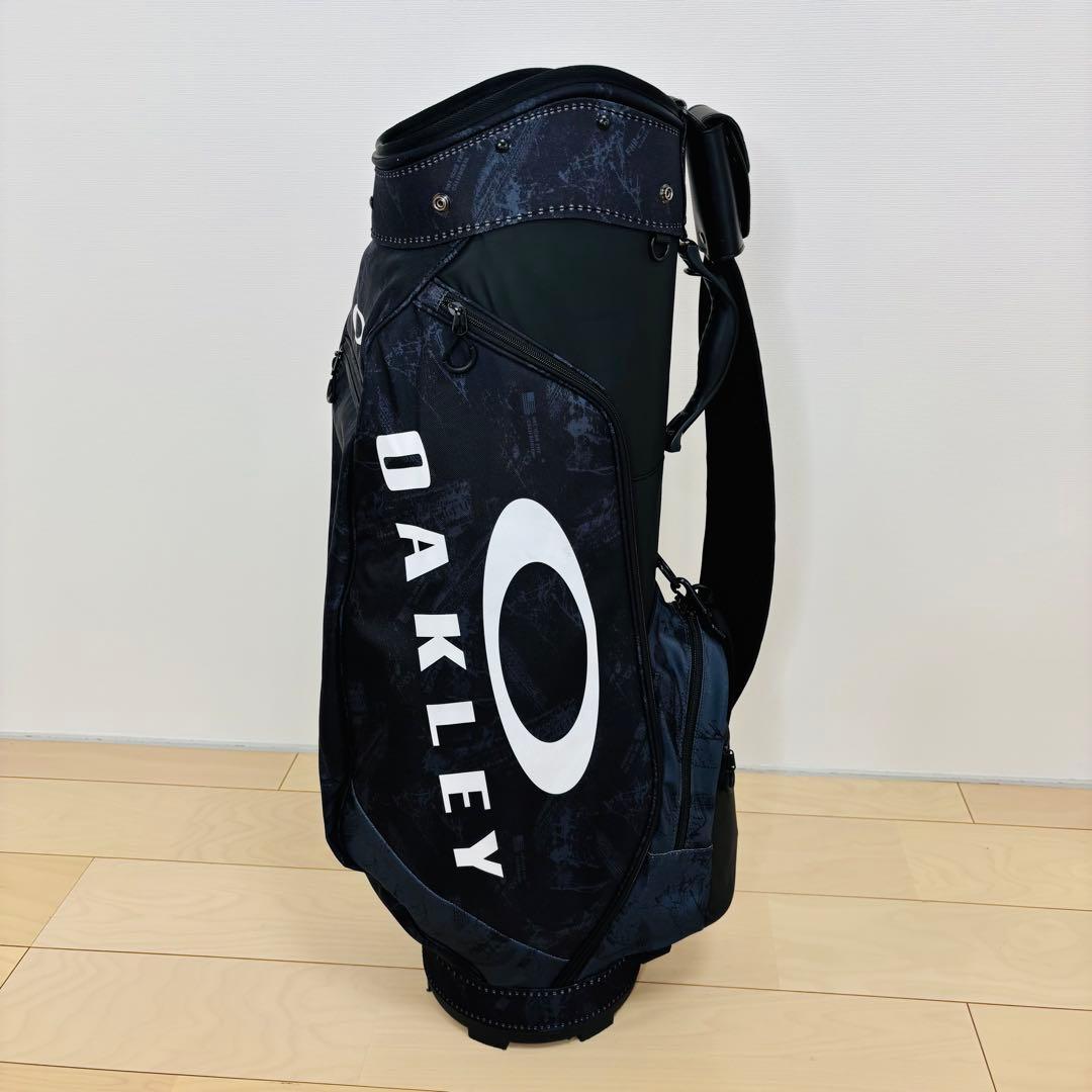【希少美品】OAKLEY ゴルフバッグ・キャディバッグ送料込み