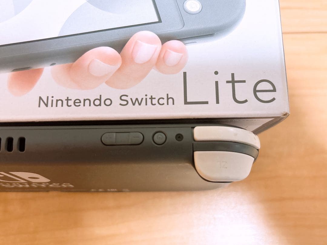 【ジャンク品】Nintendo Switch スイッチライト　本体