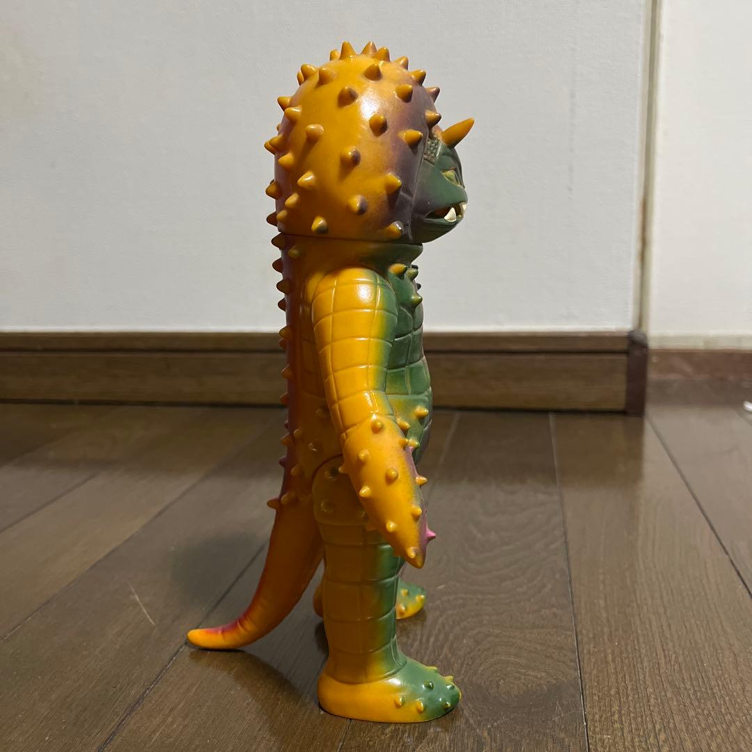 ボ*ラ様 シルバー仮面 フンドー星人 ソフビ