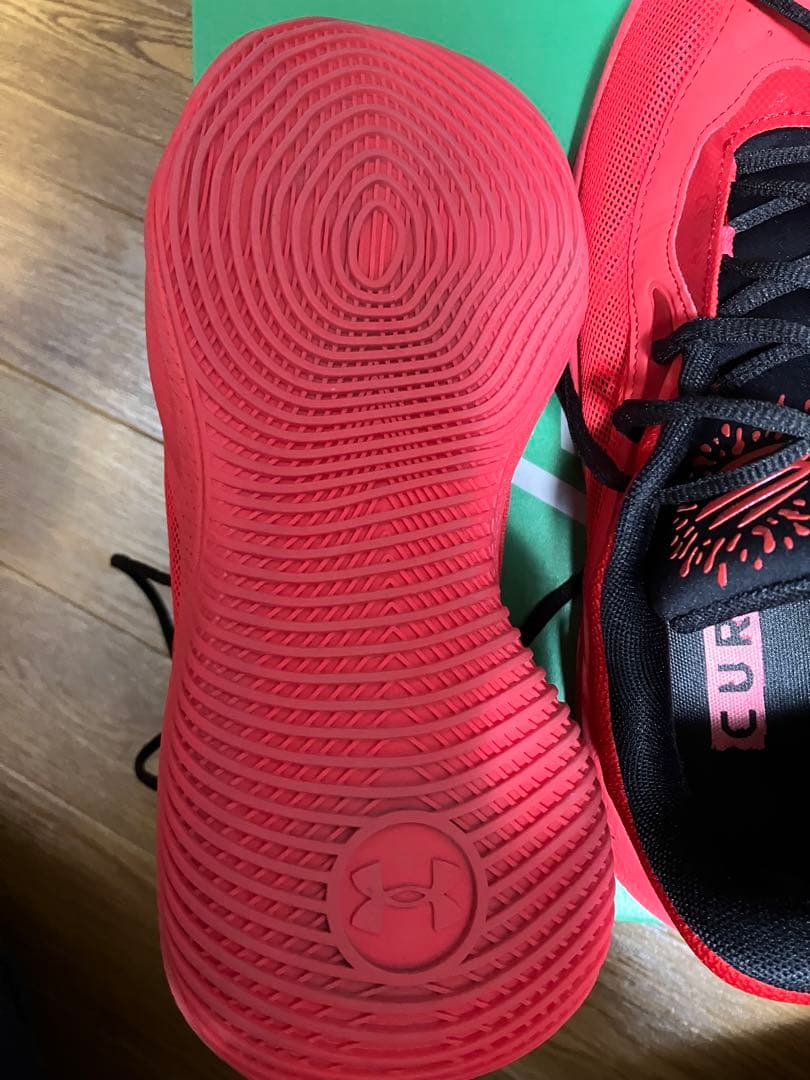 UNDER ARMOUR カリースプラッシュ 25 AP 27cm