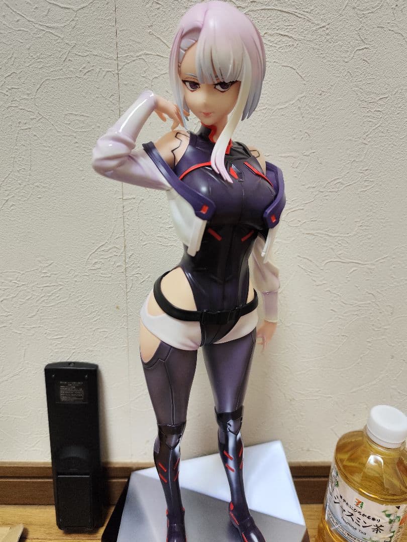 サイバーパンクエッジランナーズルーシー1/4 DELUXE Verヌード置換