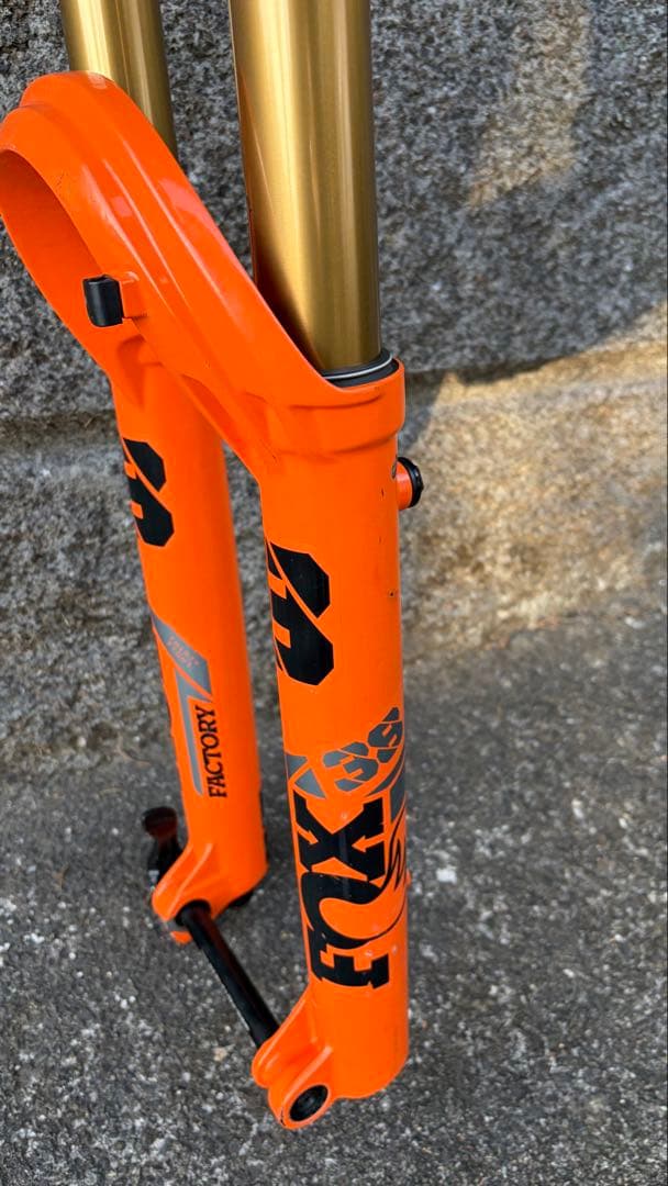 FOX 38 29インチ
