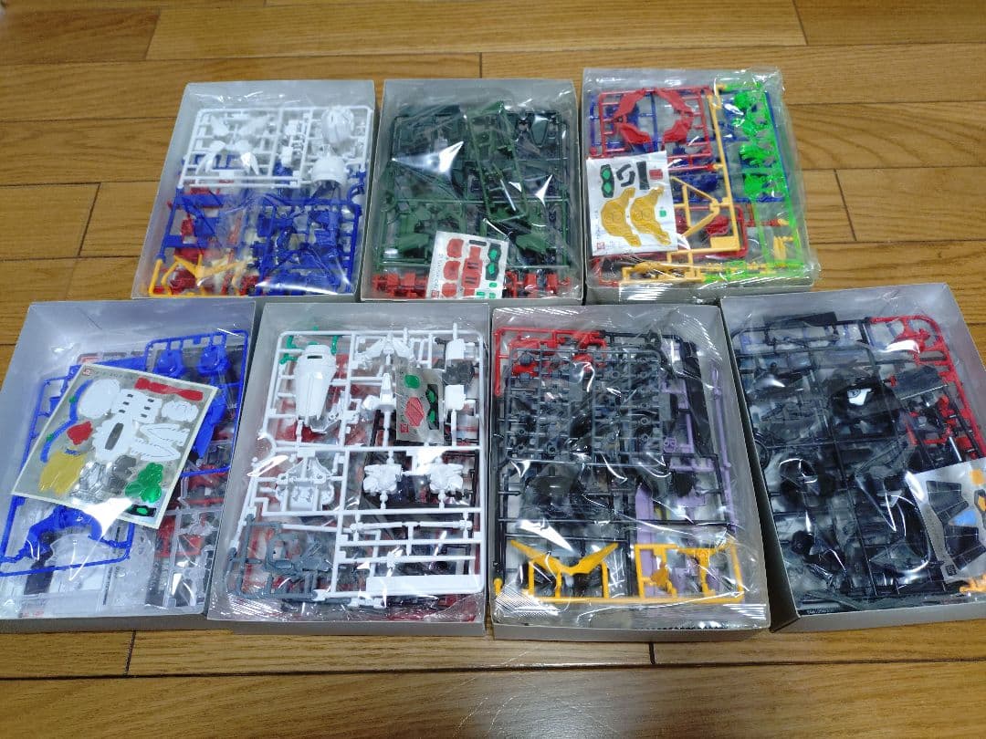 SDガンダムプラモ未組み立てセット　オマケ付き