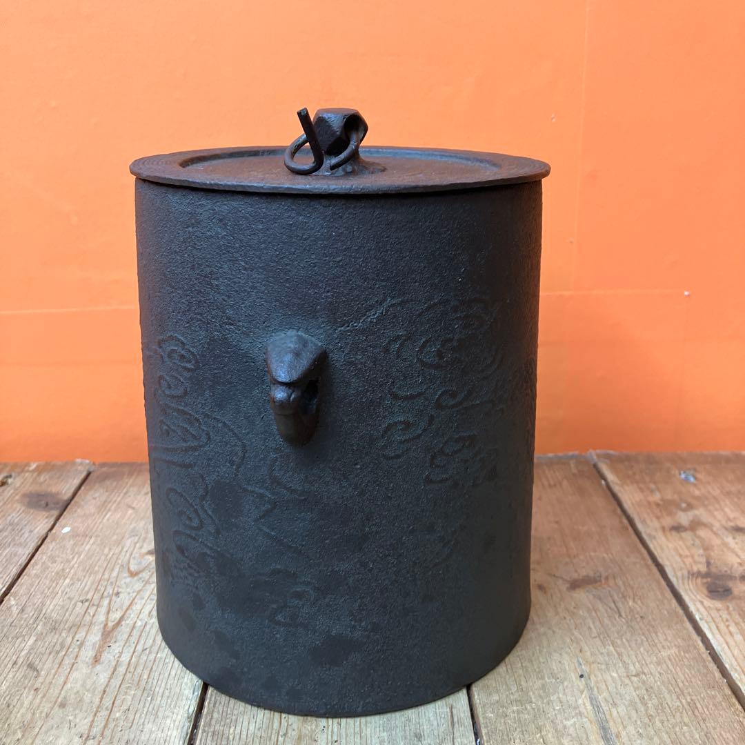 D-5 茶道具 茶道 釜 雲龍釜 釣釜 風炉釜 菊地政光 伝統工芸士 鉄器 鋳物