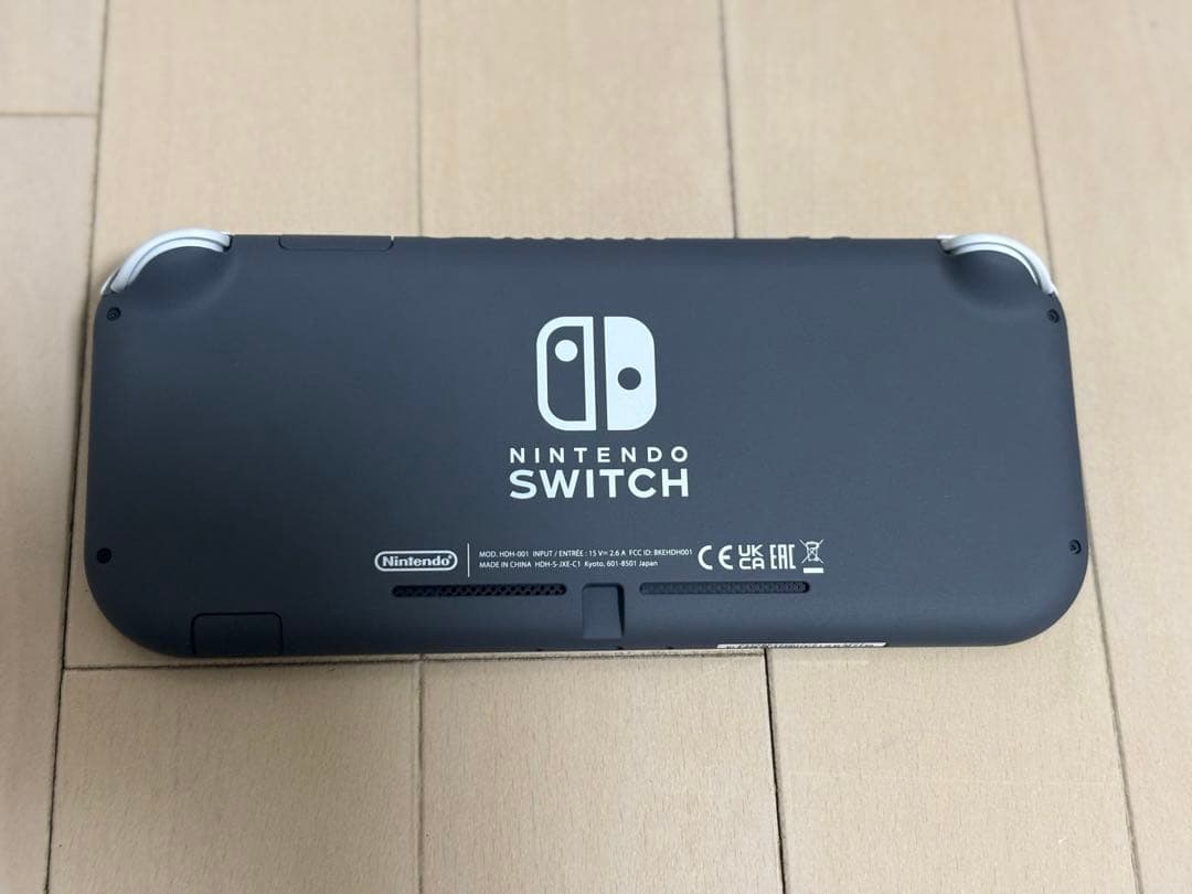 Nintendo Switch Lite（グレー）