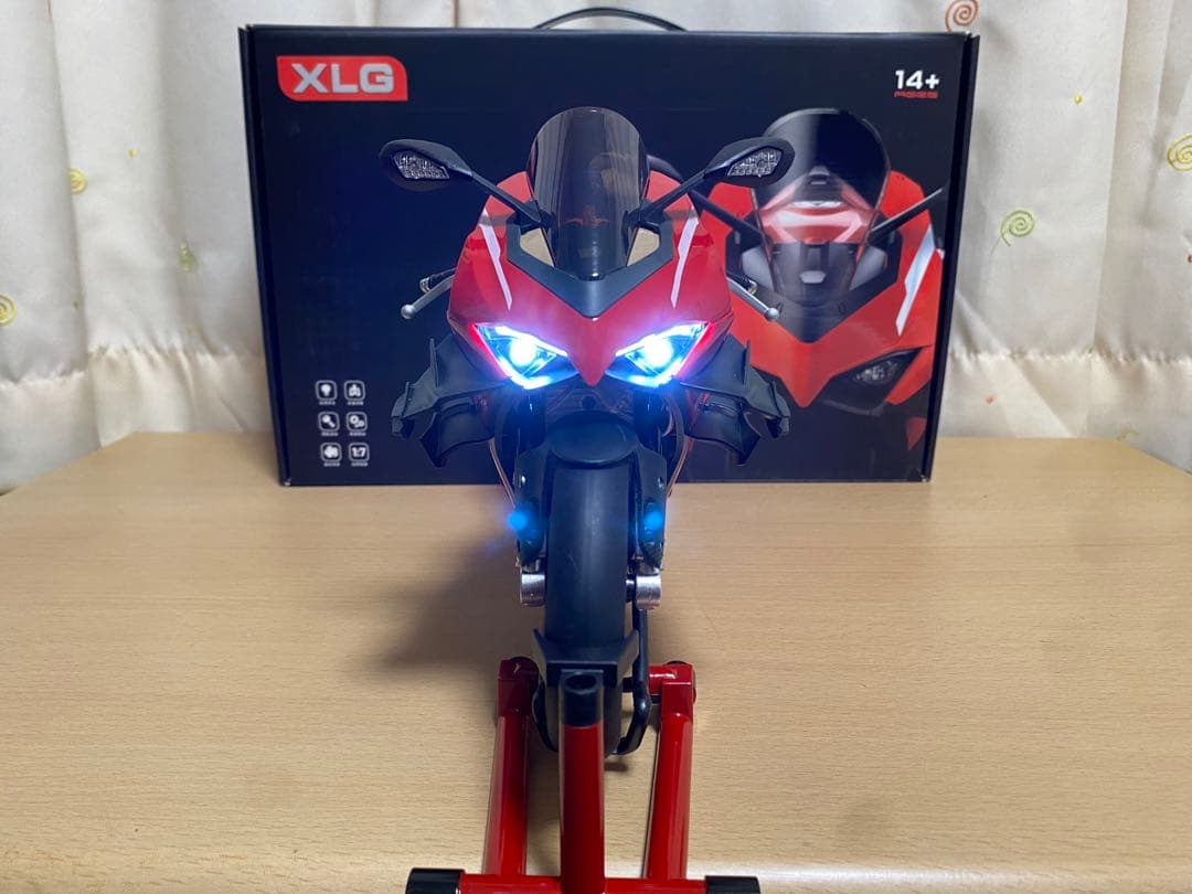 DUCATI パニガーレv4 スーパーレッジェーラ 1/7スケール　ドゥカティ