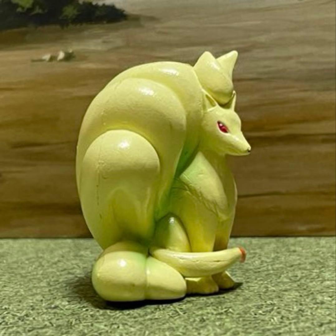 希少❗️ポケットモンスター　モンコレ　 キュウコン& ペルシアン フィギュア