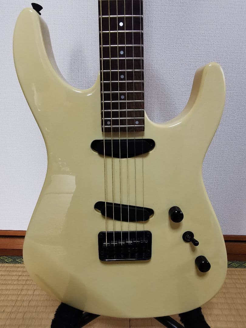 Vester Maniac Guitar 珍しいギター