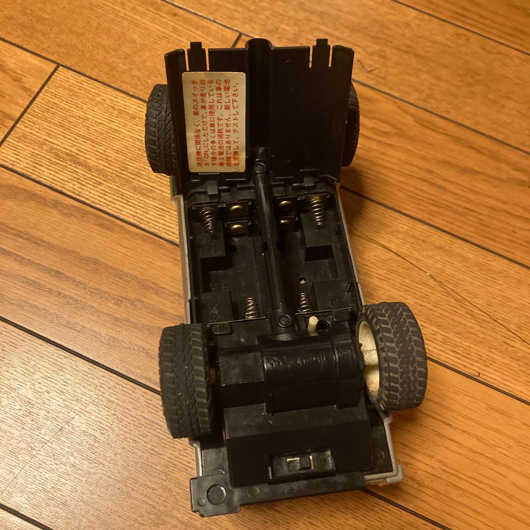 ラジオコントロール TOYOTAHILUX4WDセミデラコン スケール1/20