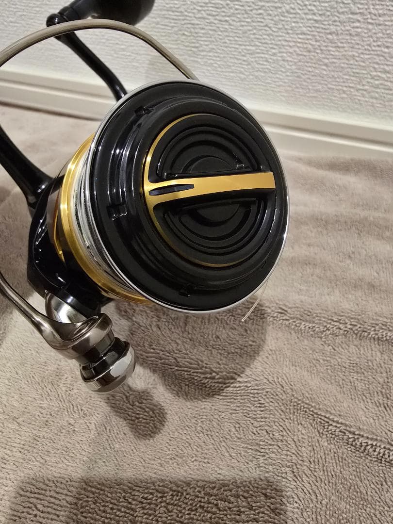 20ステラ　SW6000HG　SHIMANO　STELLA　スピニングリール
