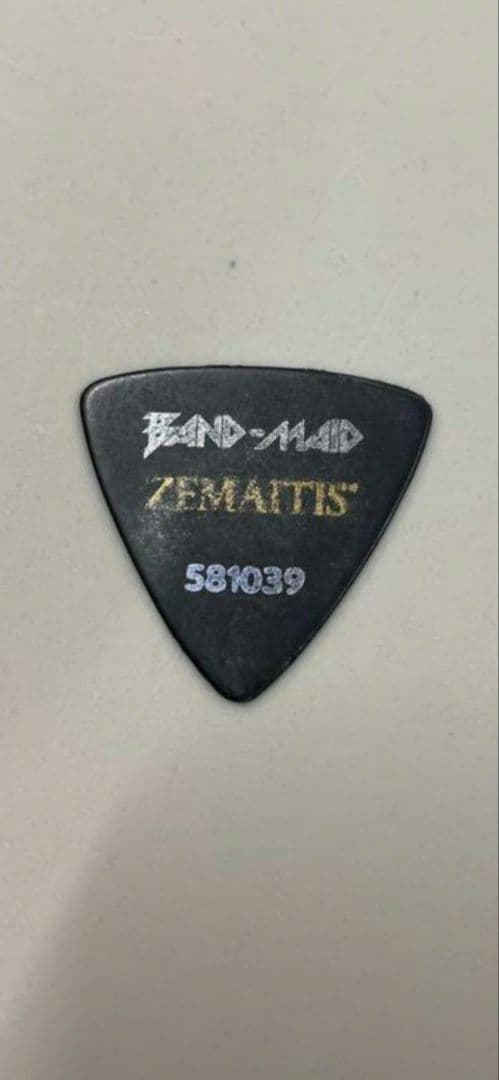 BAND-MAID 小鳩ミク ピック