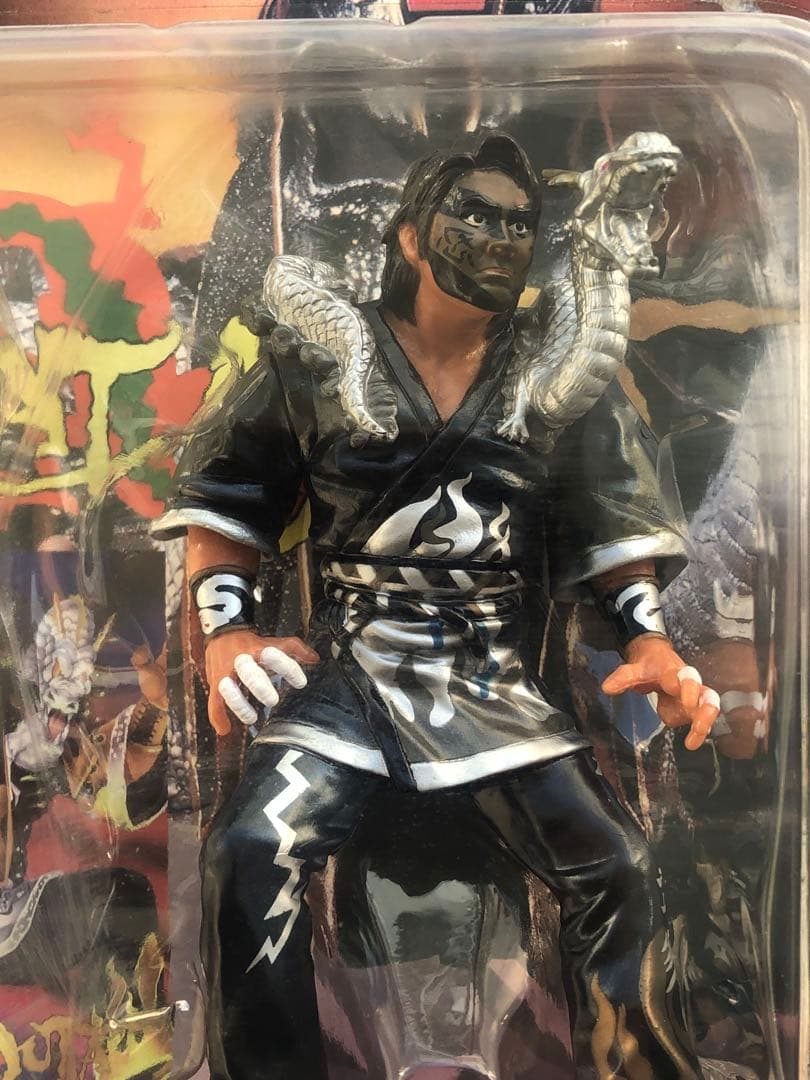 新日本プロレス　グレート・ムタ　フィギュア