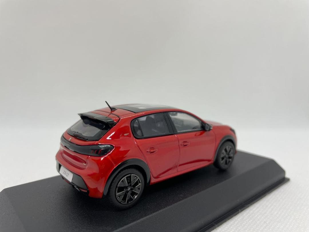 404-077 ノレブ 1/43 プジョー 208 GT Pack 2022