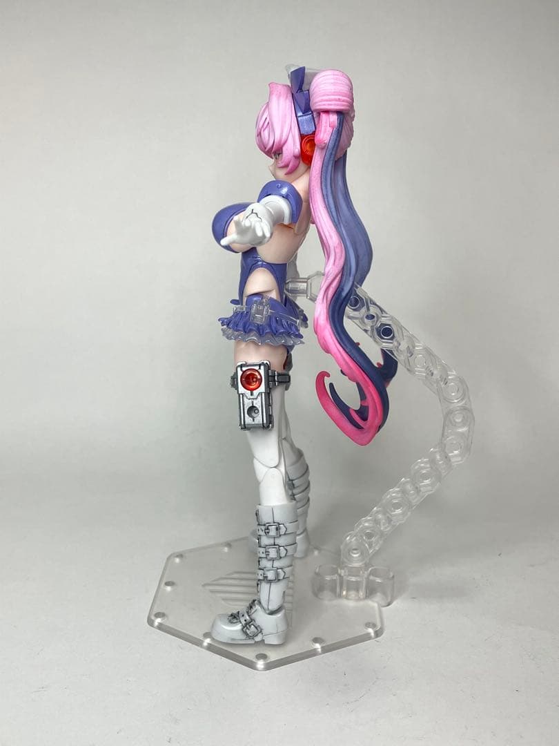 メガミデバイス デザインメイデン メディック 塗装完成品