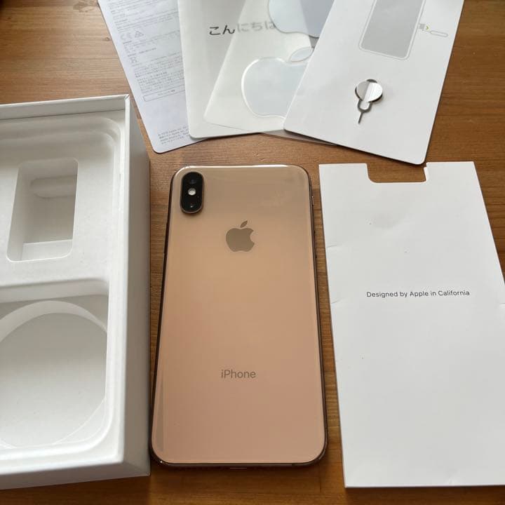 iPhoneXs256GB SIMフリー