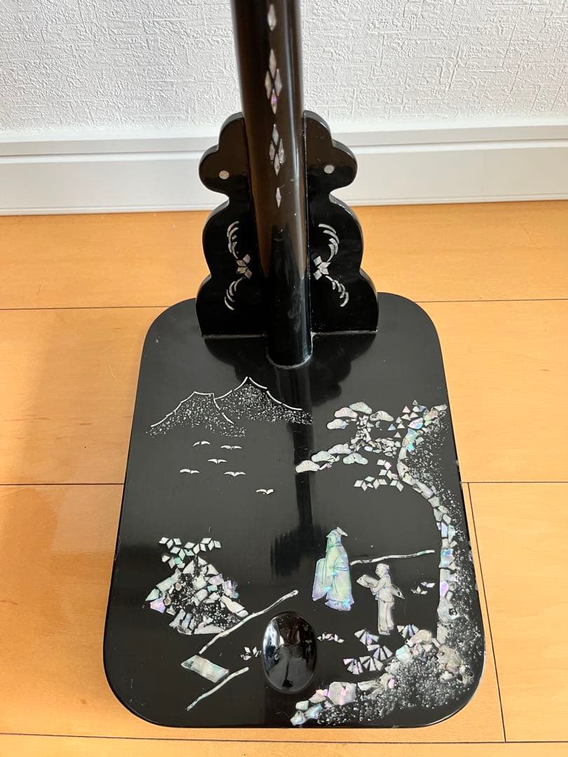 刀掛け　螺鈿
