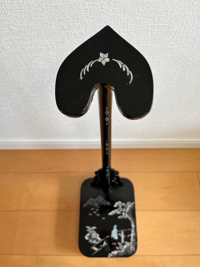 刀掛け　螺鈿